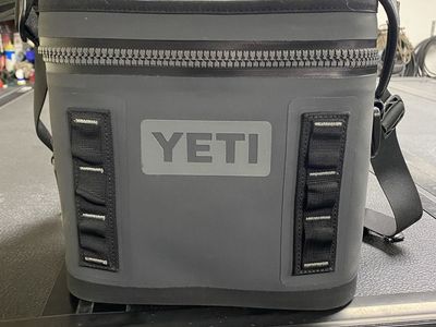 Yeti flip 8 cooler