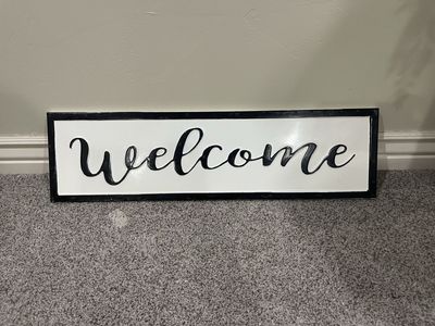 Welcome sign.