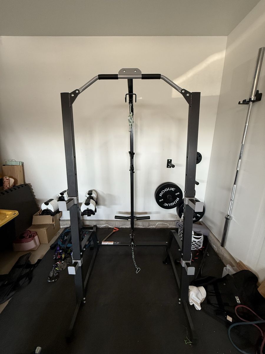 Marcy Pro Squat Rack Power Cage with Lat Pulley System