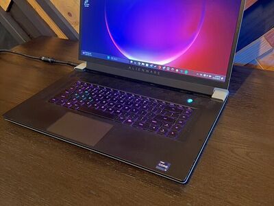 2021 Alienware x17 R1 Gaming Laptop i9 / RTX 3080