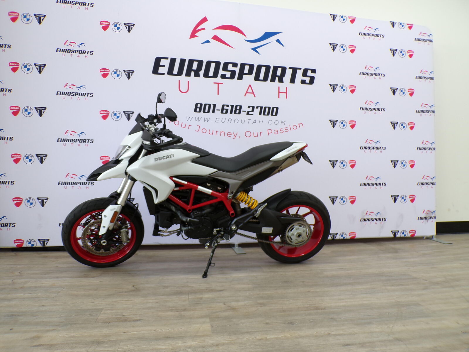 2018 Ducati HYPERMOTARD 939