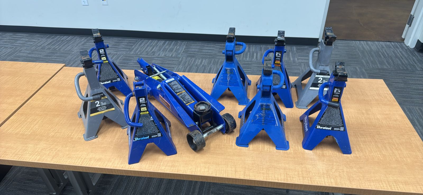 Blue Floor Jack & 8 Jack Stands