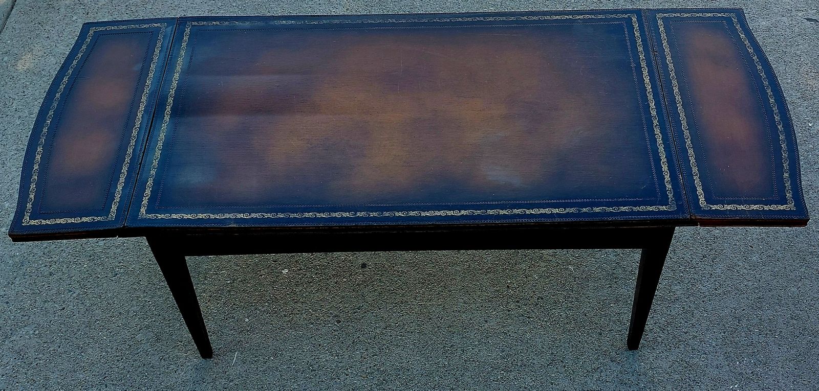 Antique Mahogany Drop Leaf Coffee Table