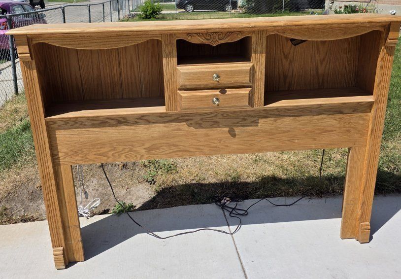 Oak Bookcase Headboard - Queen/Full Size, Storage Shelves & Drawers, Light Wood Finish