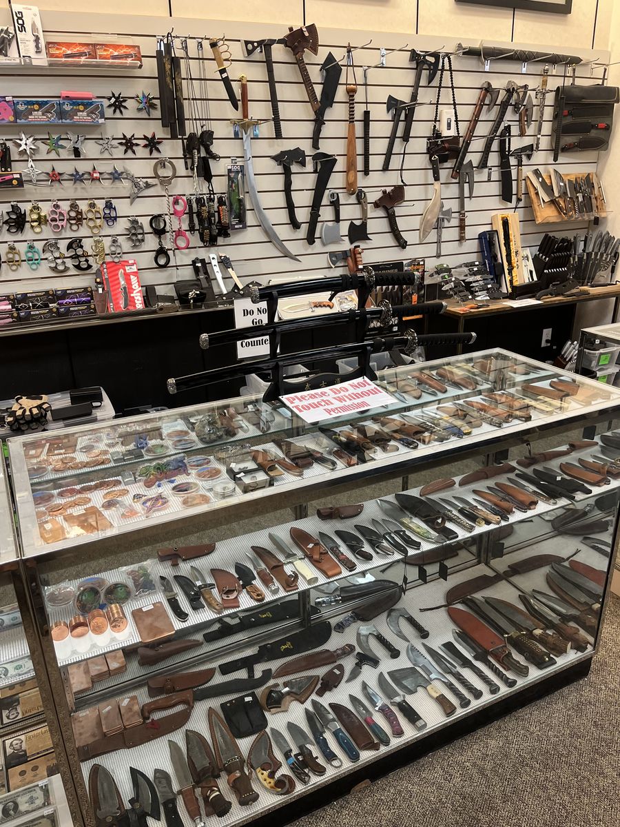 STOREWIDE SALES ALL WEEK! HUGE KNIFE SALE @ "UNITE" STORE AT SOUTH TOWN MALL IN SANDY!
