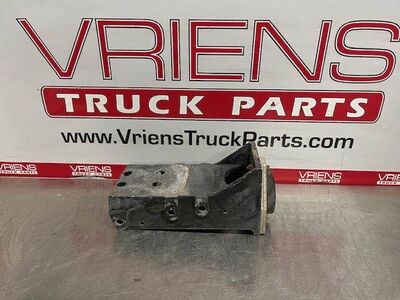 Freightliner FLD120 Bracket