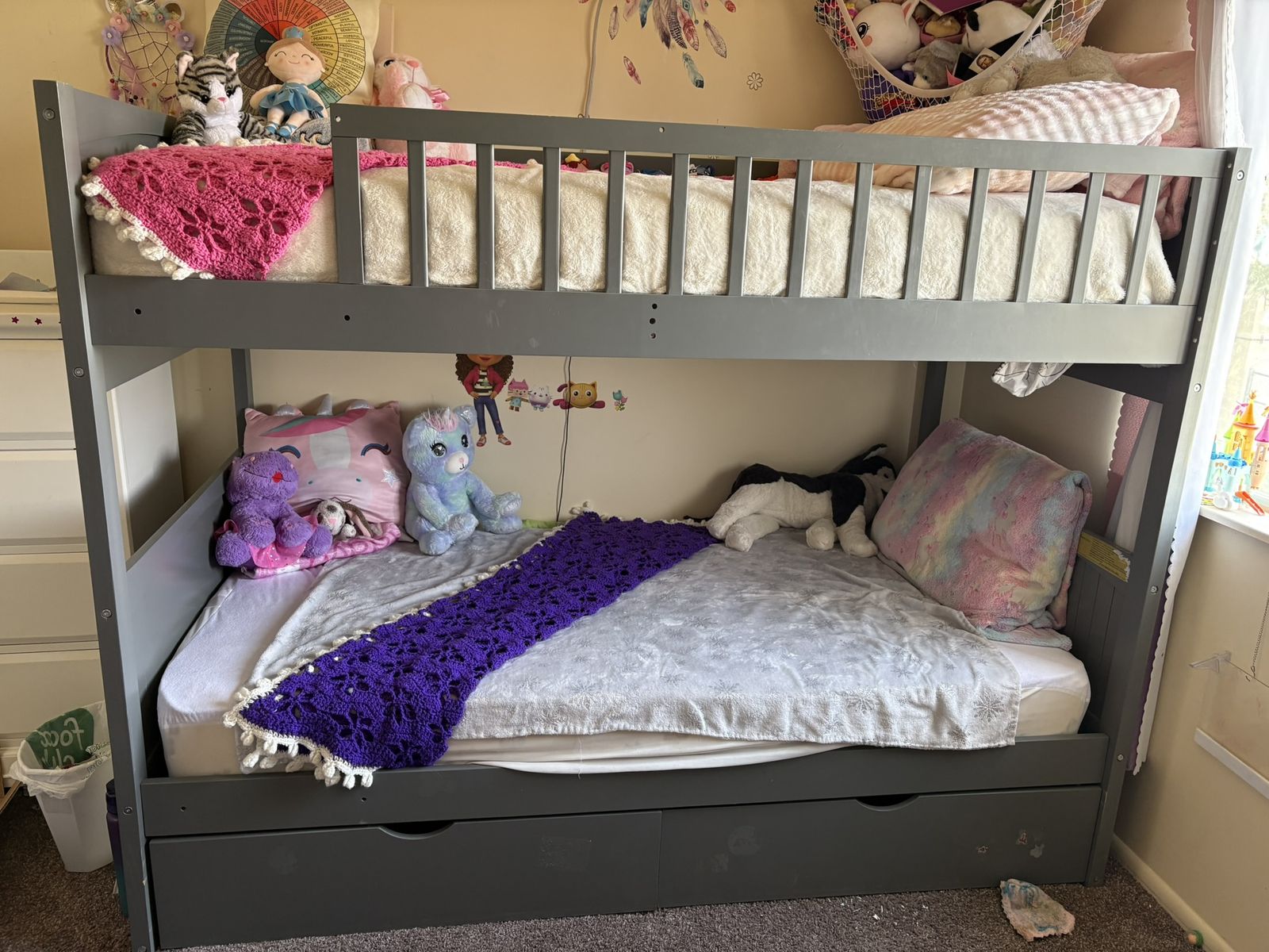 Gray bunkbed