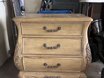 Dresser