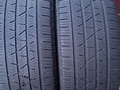 Pair of 255/55R18 Tires