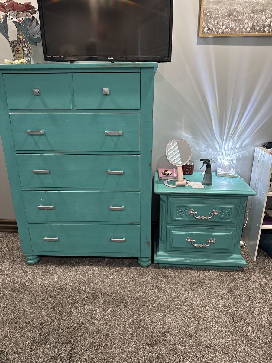 Girls bedroom set