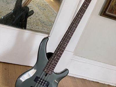 Yamaha Bass Guitar