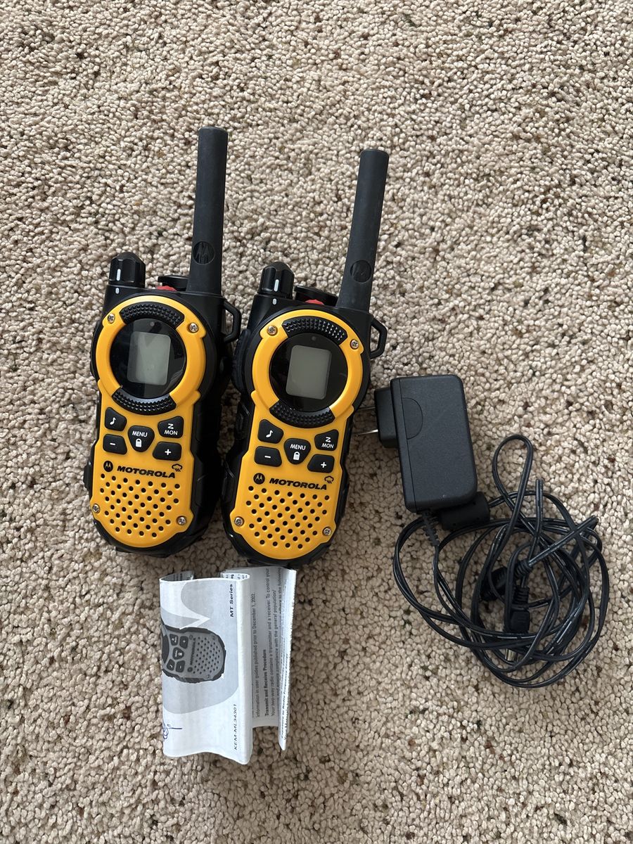 Motorola Talk About Two-way Radio Set