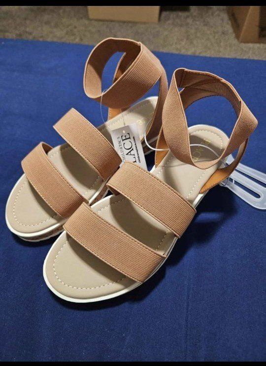 The Children's Place Girl's Tan Elastic Strap Platform Sandals Size 5