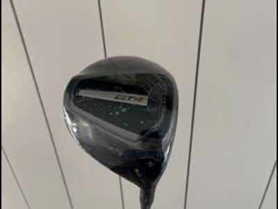 New Titleist GT4 Driver New with Headcover