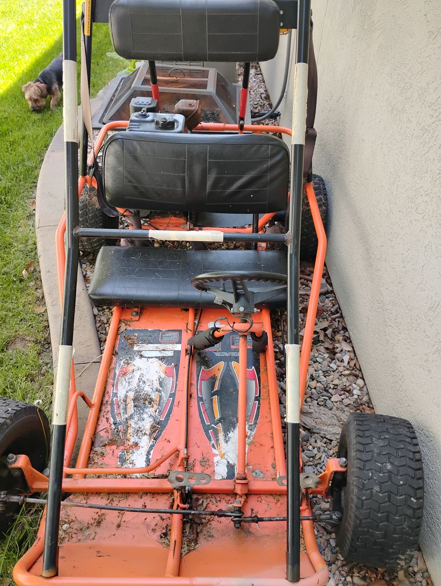Go cart perfect for kids and all you need is a new pull start
