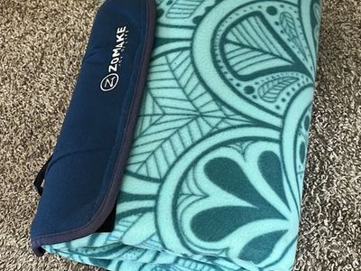 ZOMAKE Picnic Blanket Waterproof Sandproof Large Foldable Blankets,79"x79"