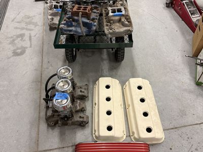 Elberbrock Intake manifolds/ Hemi Valve Covers-Hot Rods