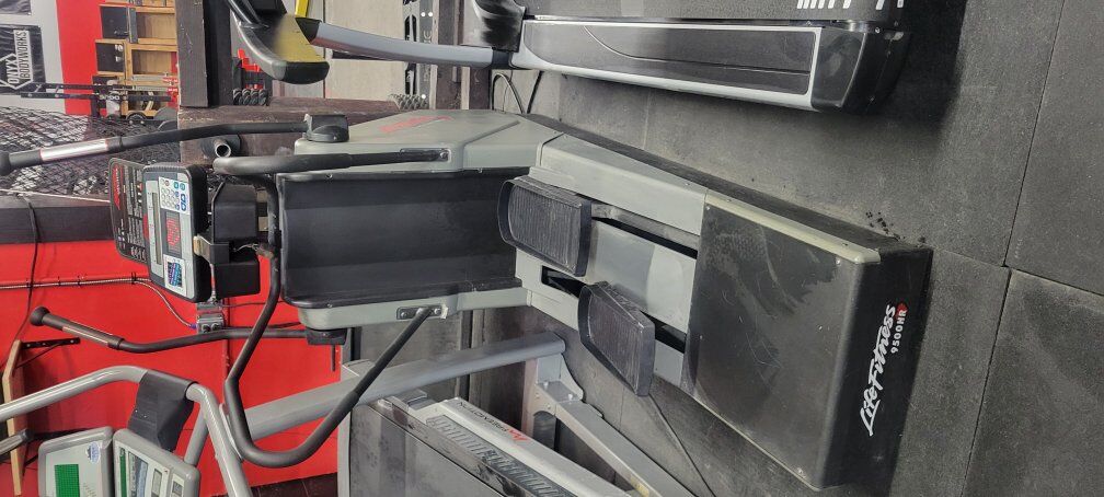 LifeFitness Elliptical Crosstrainer