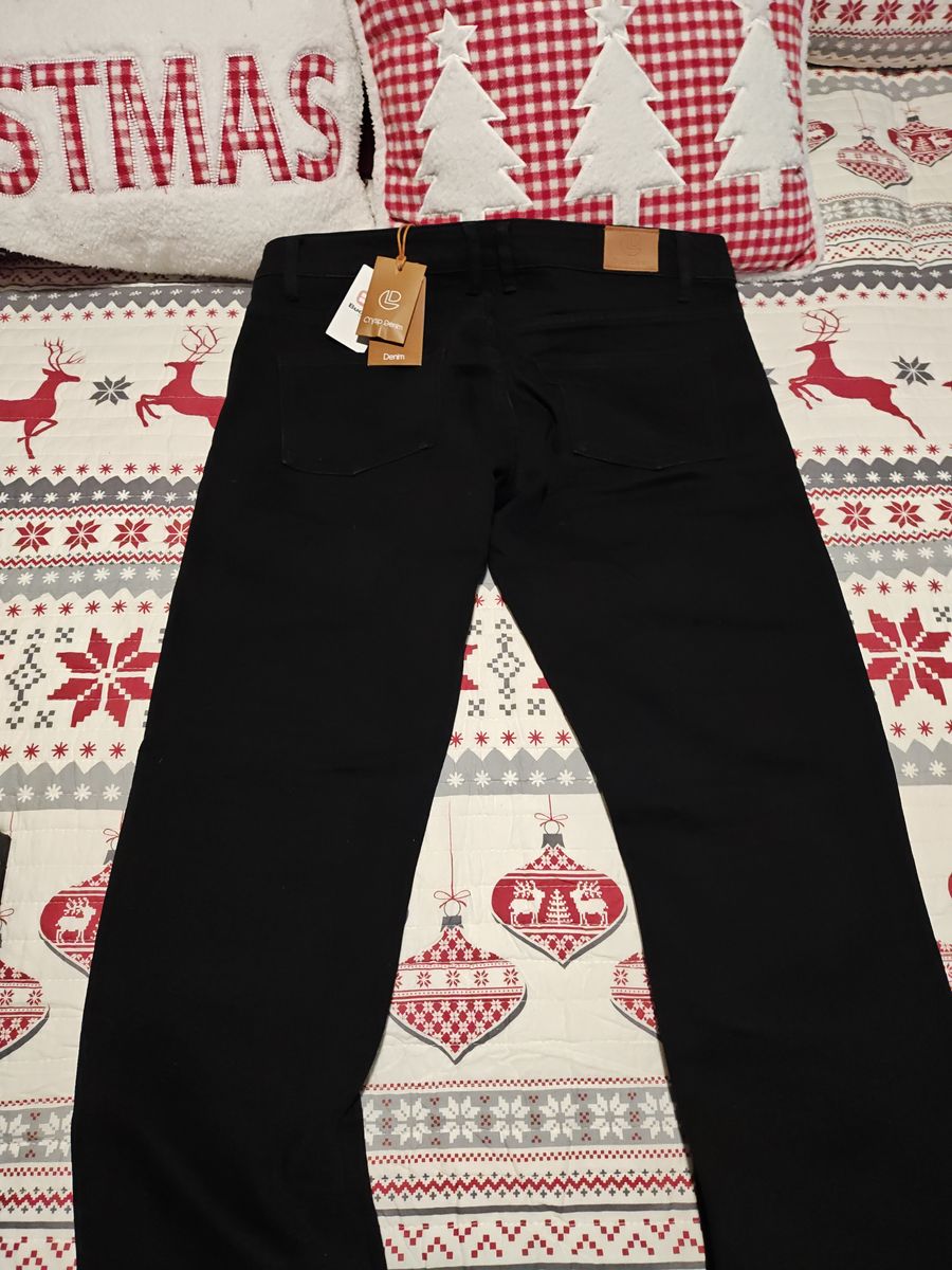 Jeans - 34 Crysp Denim Black - New w/Tags - Size 34,32