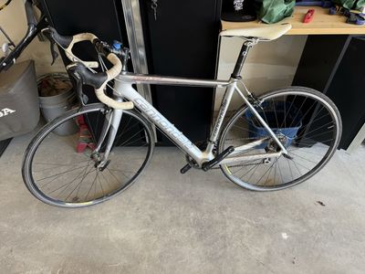 Cannondale Six SLX Carbon Road Bike – 50 cm – Shimano 105