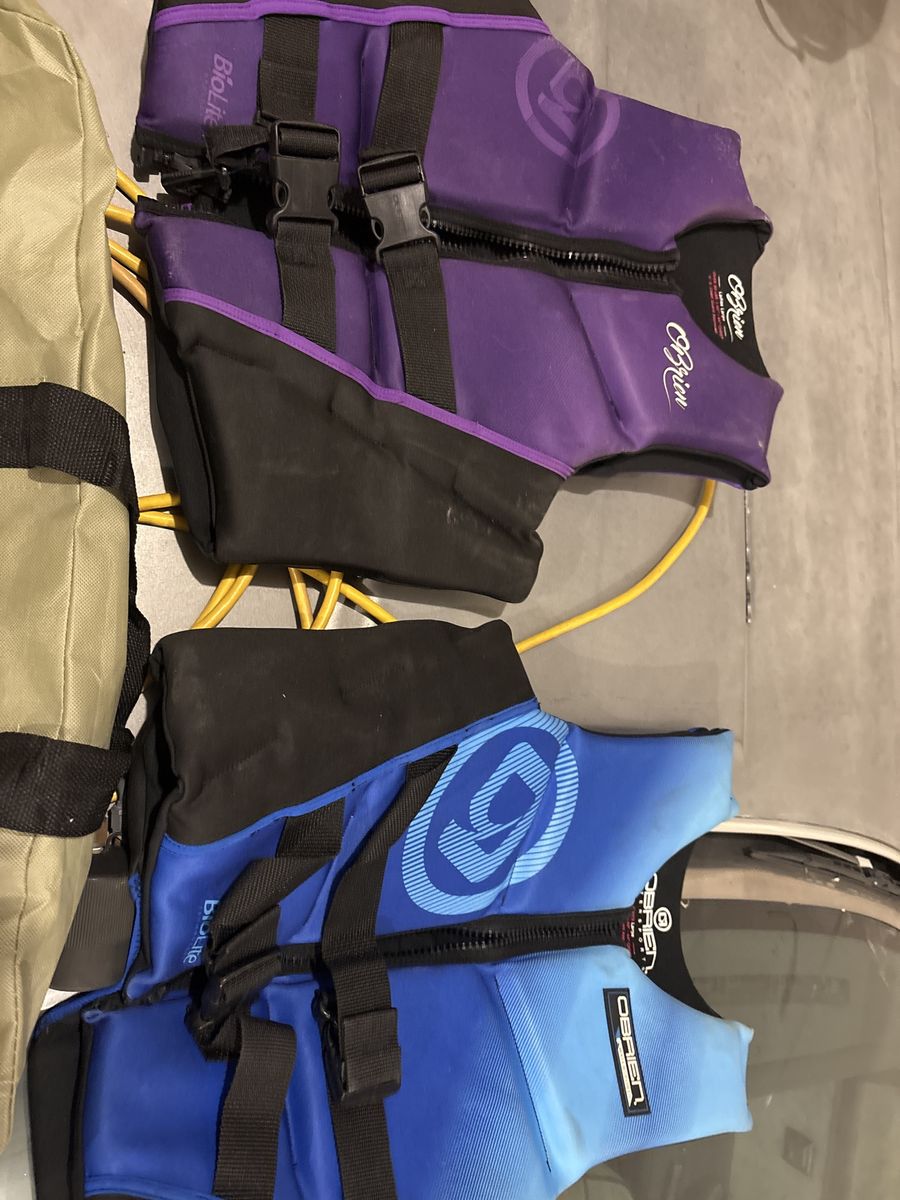 Main image 4