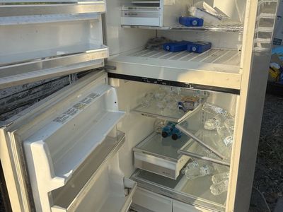 GE Top Freezer Refrigerator - Off-White/Bisque, Standard Size, Needs Cleaning