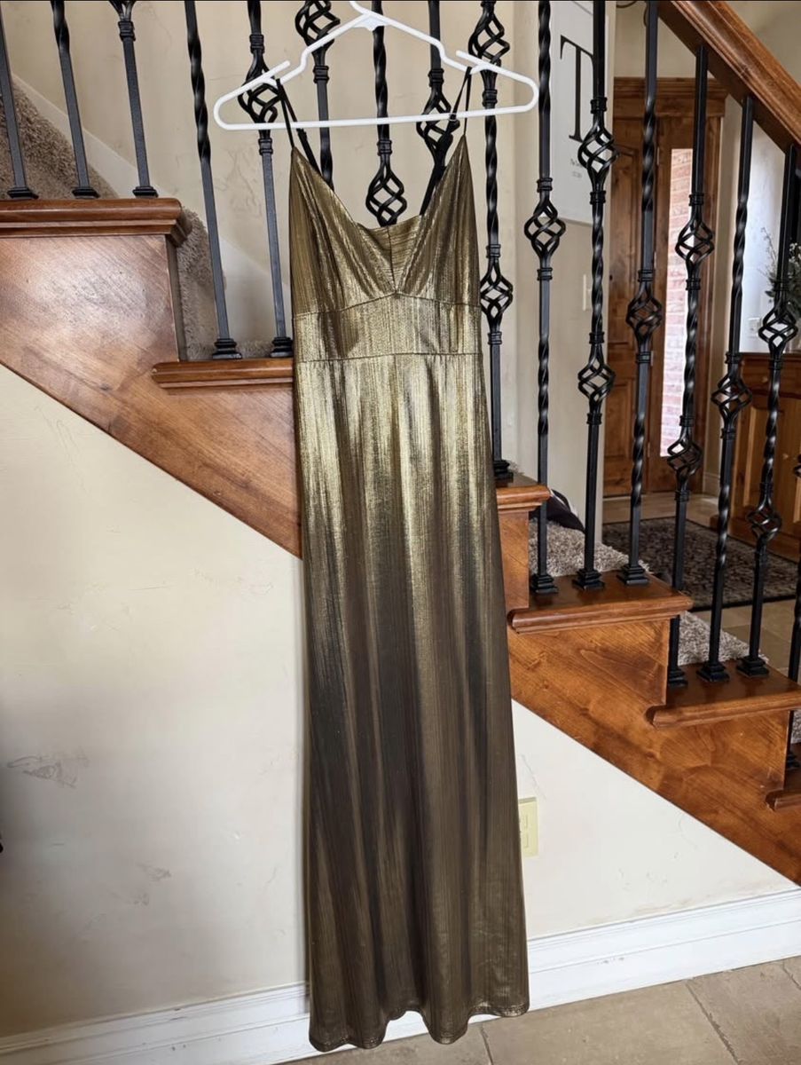 Women’s formal dress