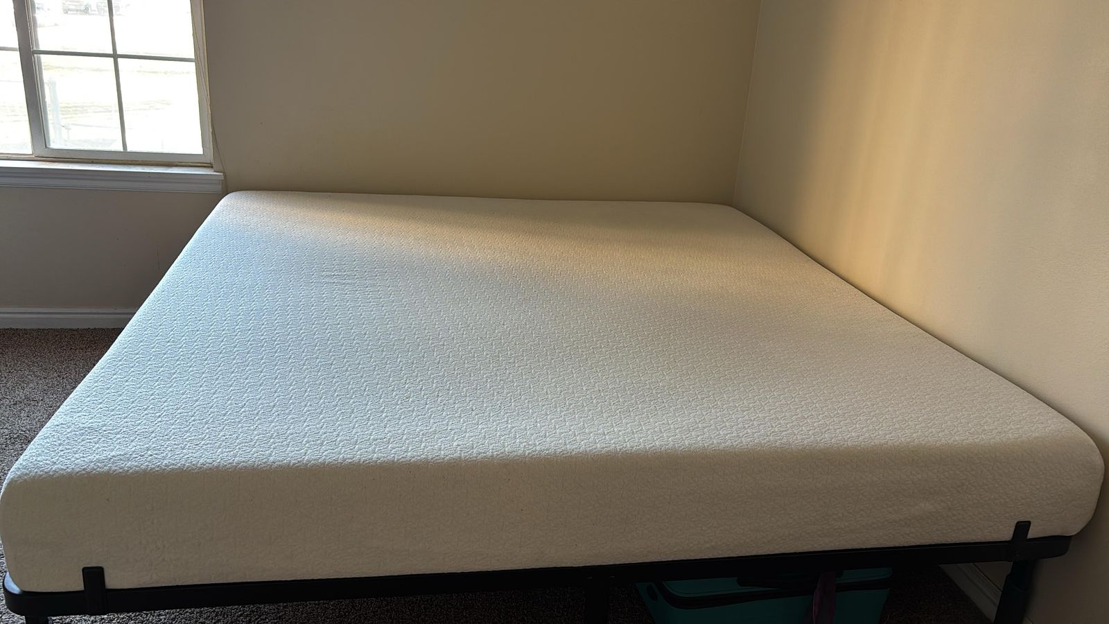 King Size 8inch Foam Mattress with Metal bed frame