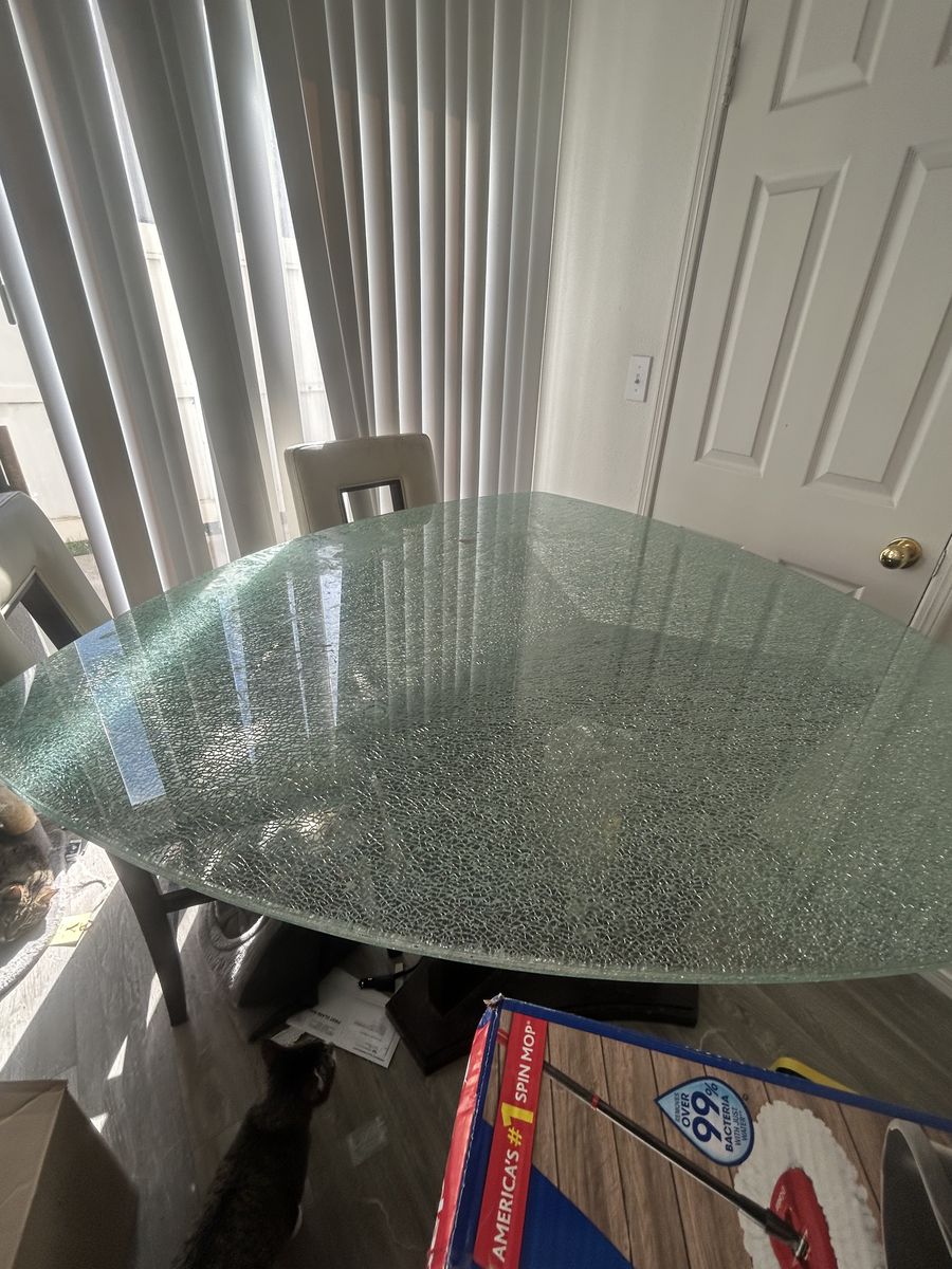 Durable Glass Crackled Dining Table