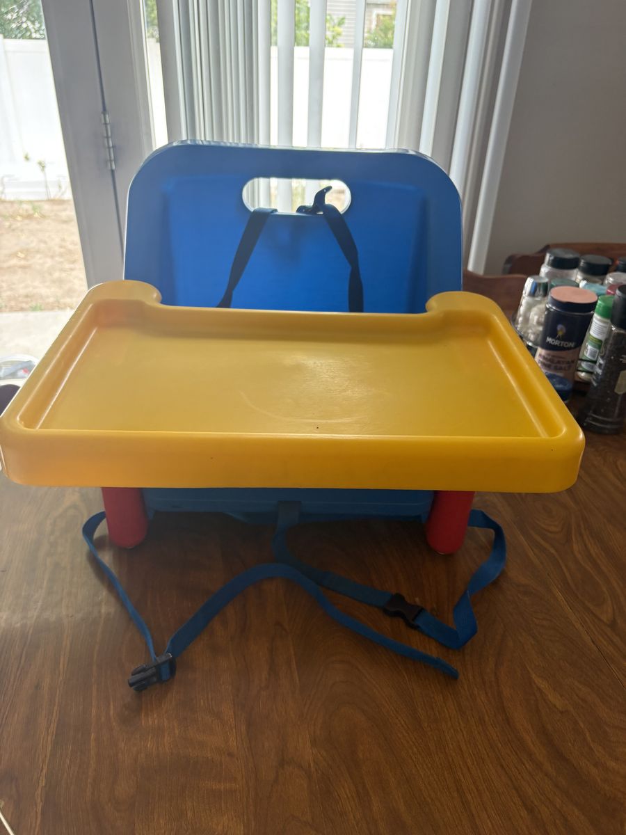 Child’s booster seat