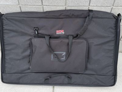 Gator Cases Soft Padded 40-45 Inch TV Case