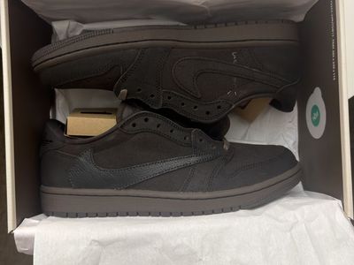 Jordan 1 Travis Scott