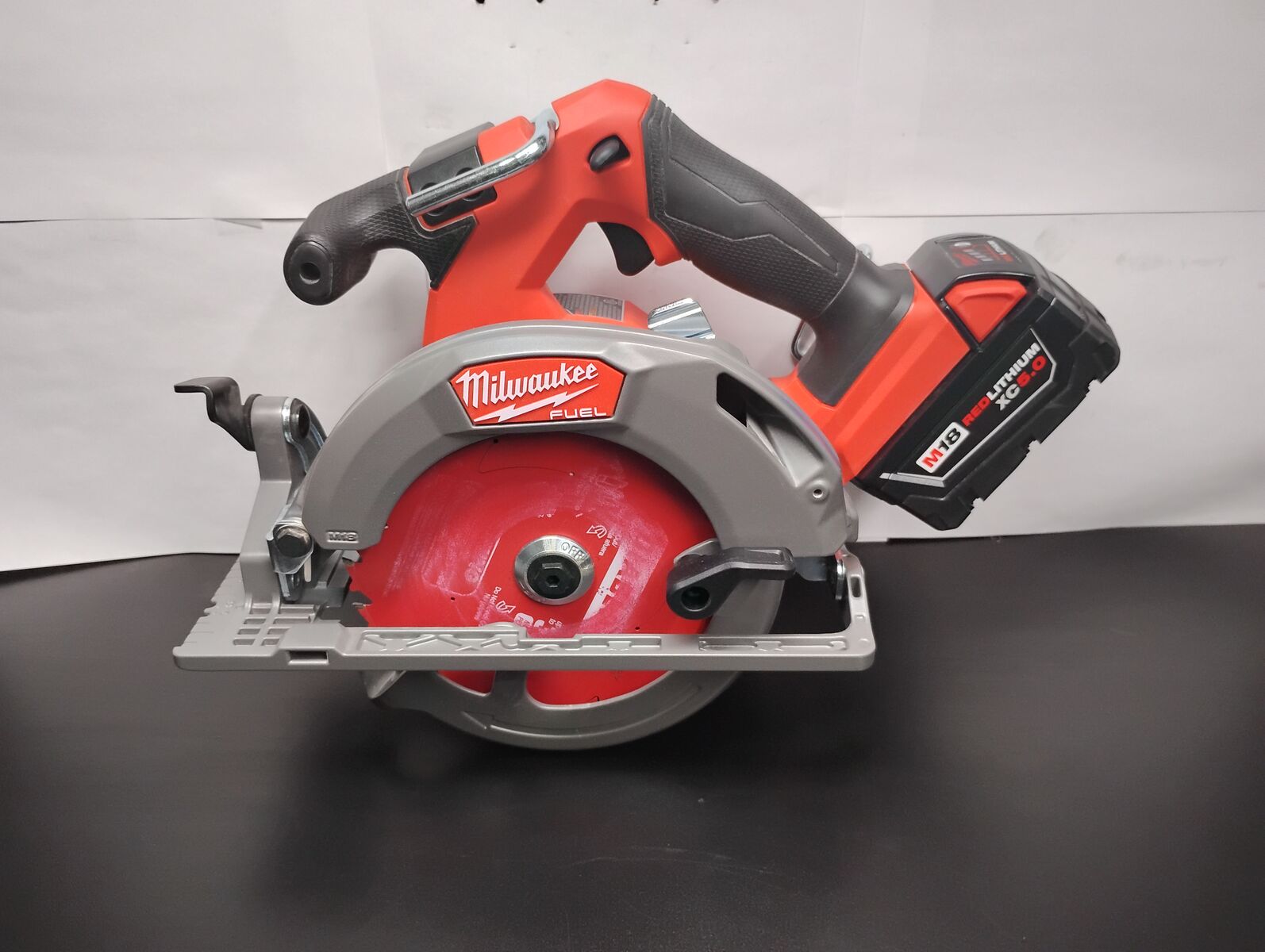 MILWAUKEE 6 1/2 in Blade Dia. Circular Saw 2833-20 and battery