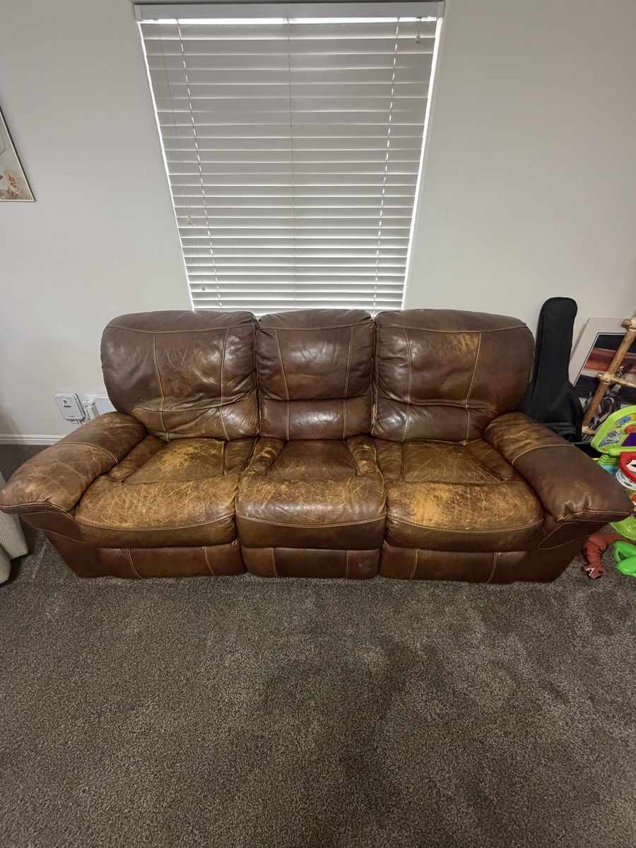 Electric recycling couches