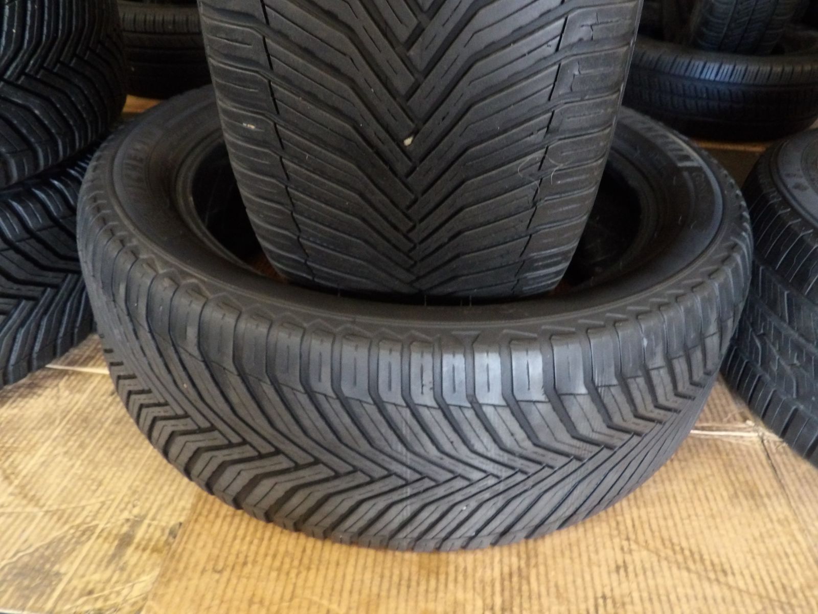 245/50R20 MICHELIN CROSSCLIMATE 2 PAIR OF  TWO USED TIRES
