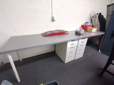 desks