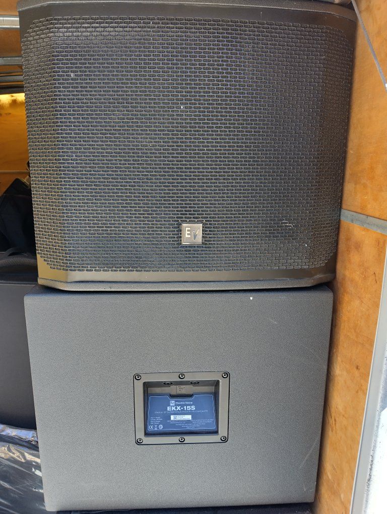 Pair of Electro-Voice EKX-15S Single 15" Subwoofer Passive Loudspeakers