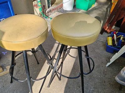 Vintage Bar Stools – Set of 2