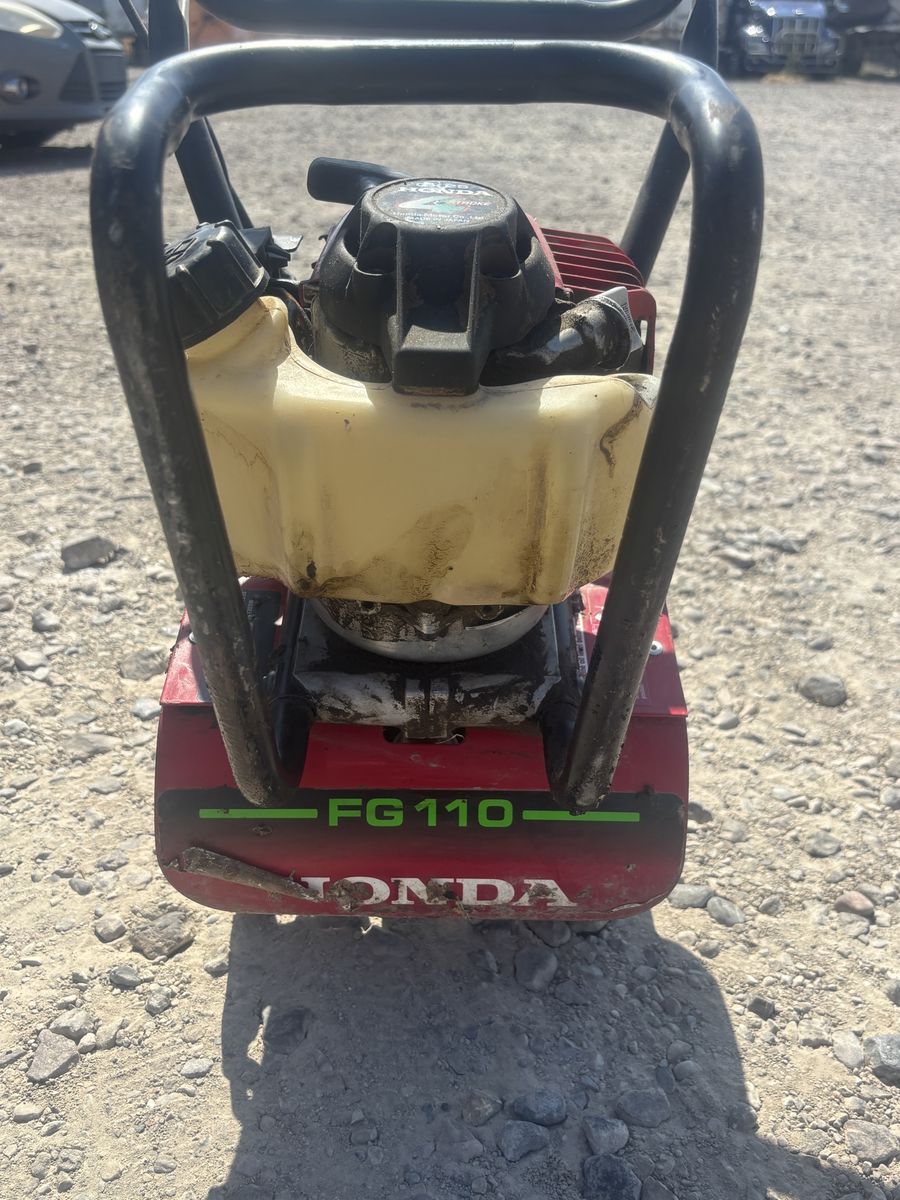 Honda FG110 10 inch tiller
