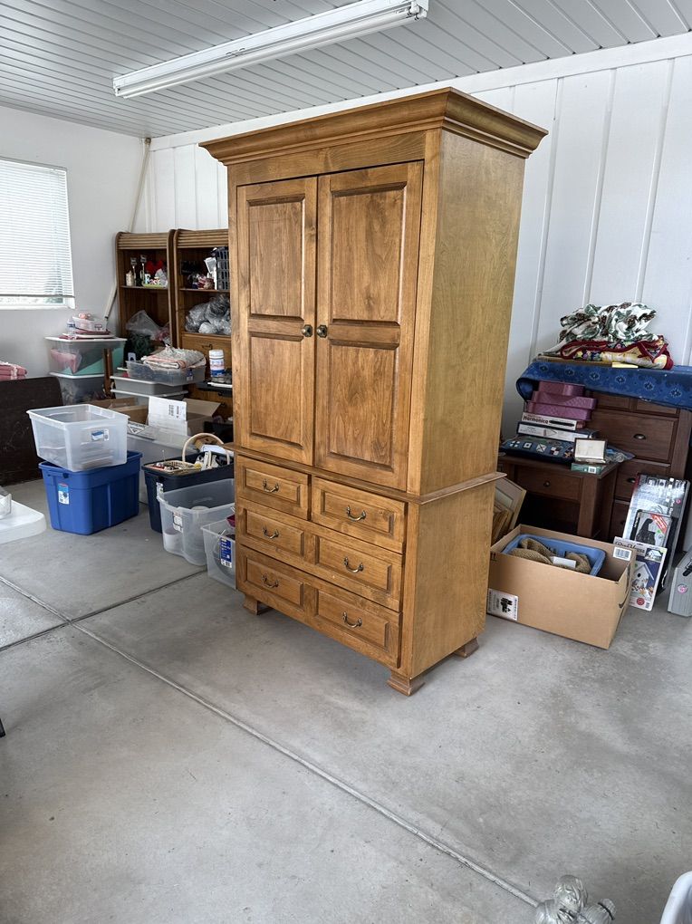 Estate / Garage Sale Bountiful
