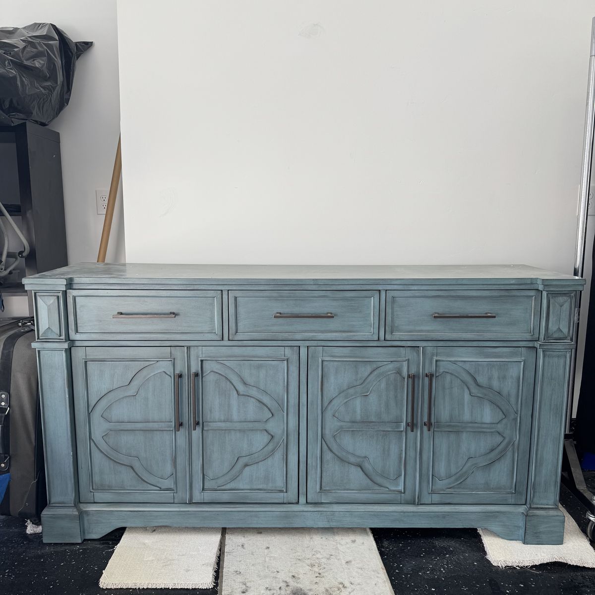 Blue Distressed 4-Door Sideboard Buffet