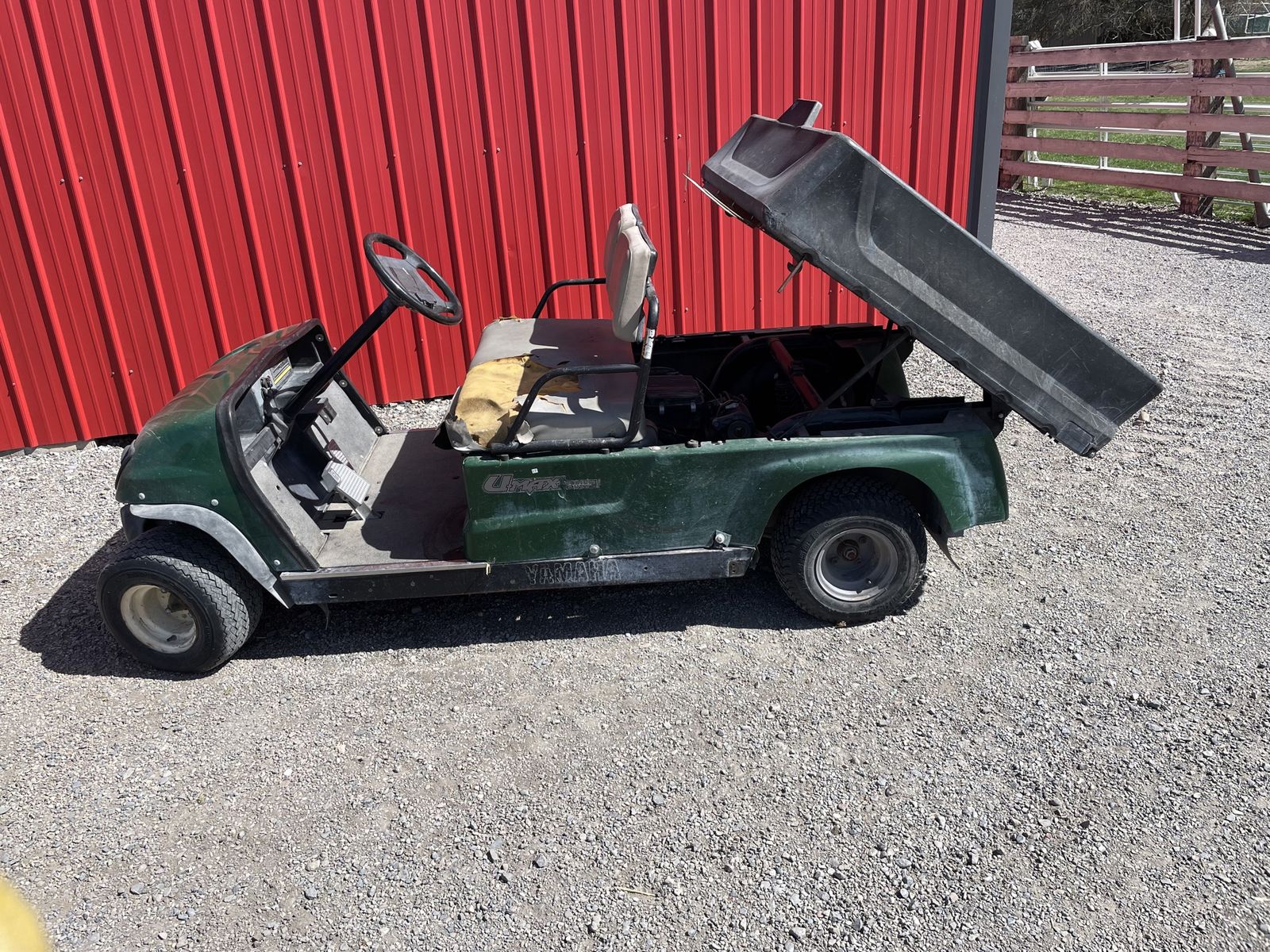 Yamaha U Max Golf Cart