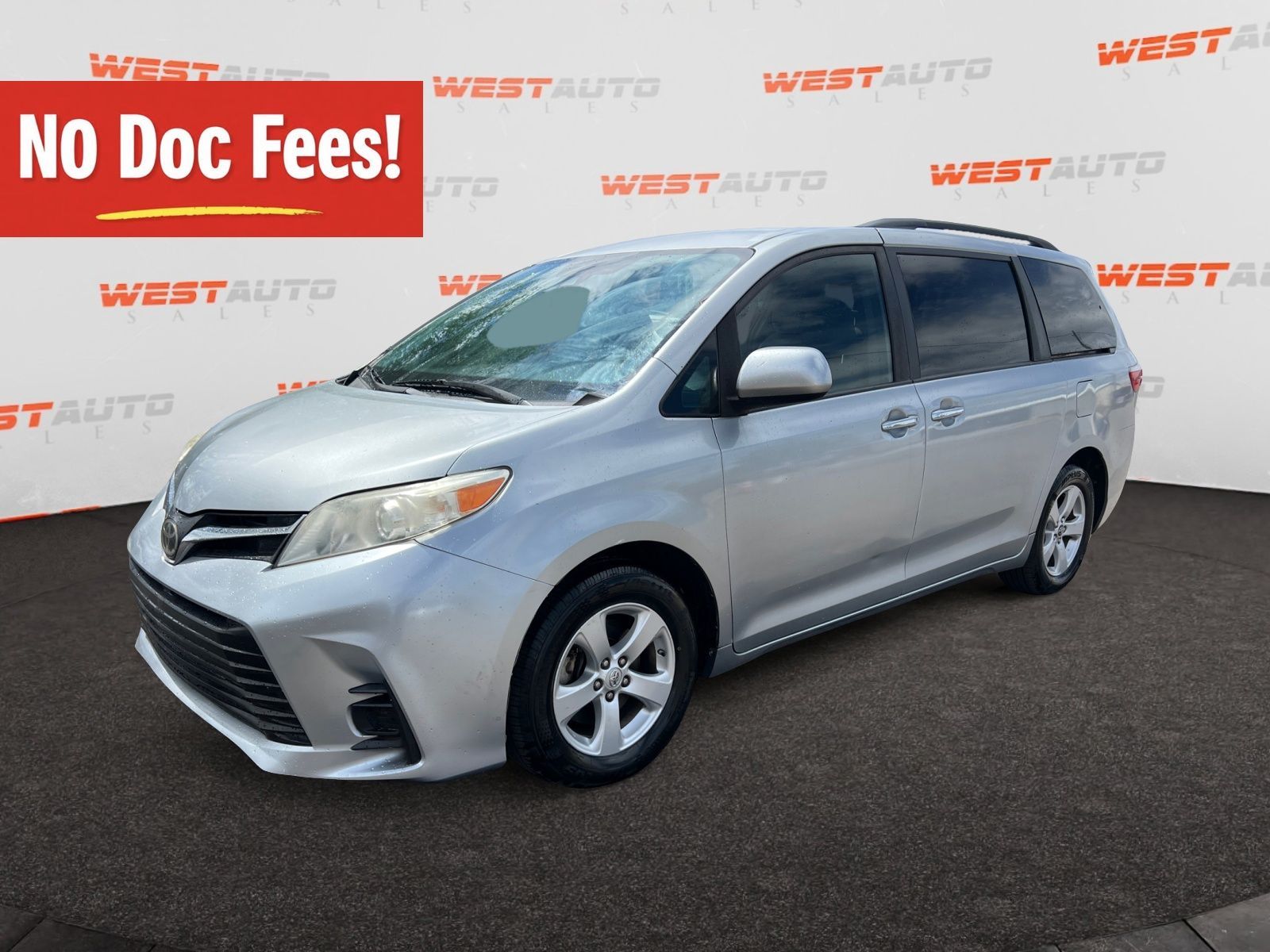 2019 Toyota Sienna LE 8-Passenger