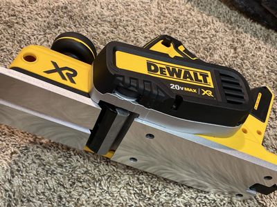 Brand New DeWalt Planer