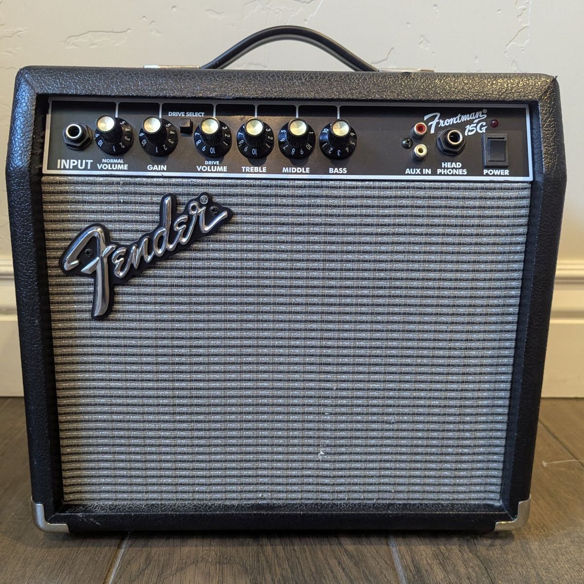 Fender Frontman 15G Guitar Amplifier PR 495