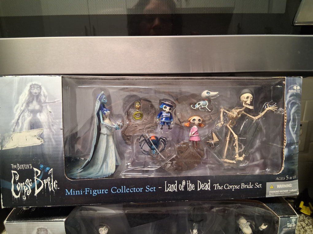 Tim Burton's Corpse Bride Mini-Figure Collector Sets - Land of the Dead, Everglot, Van Dort - NIB