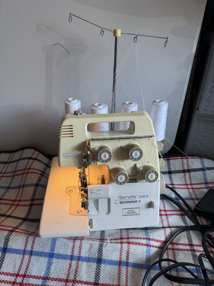 Bernina Bernette Serger 334DS sewing machine