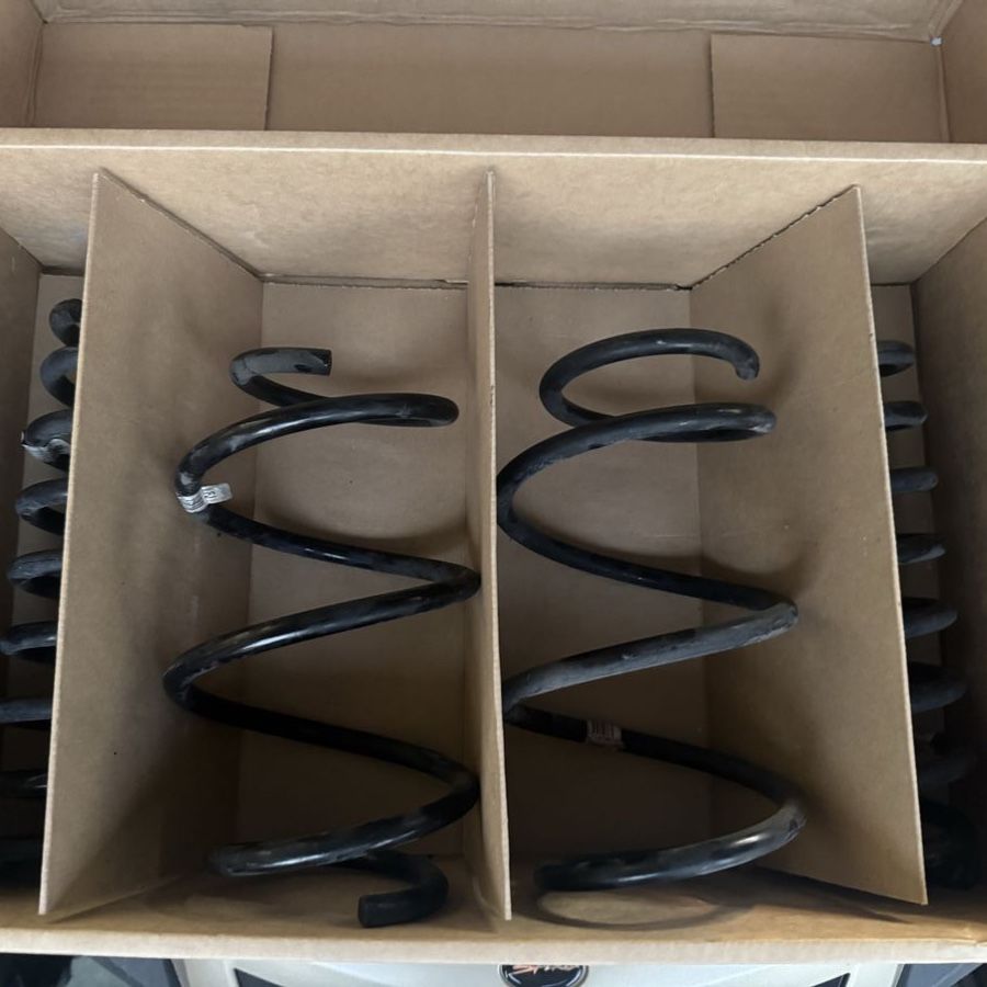 OEM F30 BMW 2018 340i RWD M-Sport Shock Strut Springs
