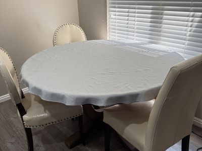 Round Wooden Dining Table with Pedestal Base and SOLID WOOD Vintage Dining Table + 3 Chairs – $160