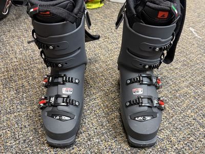 Lange Shadow 120 LV Ski Boot Size 24.5